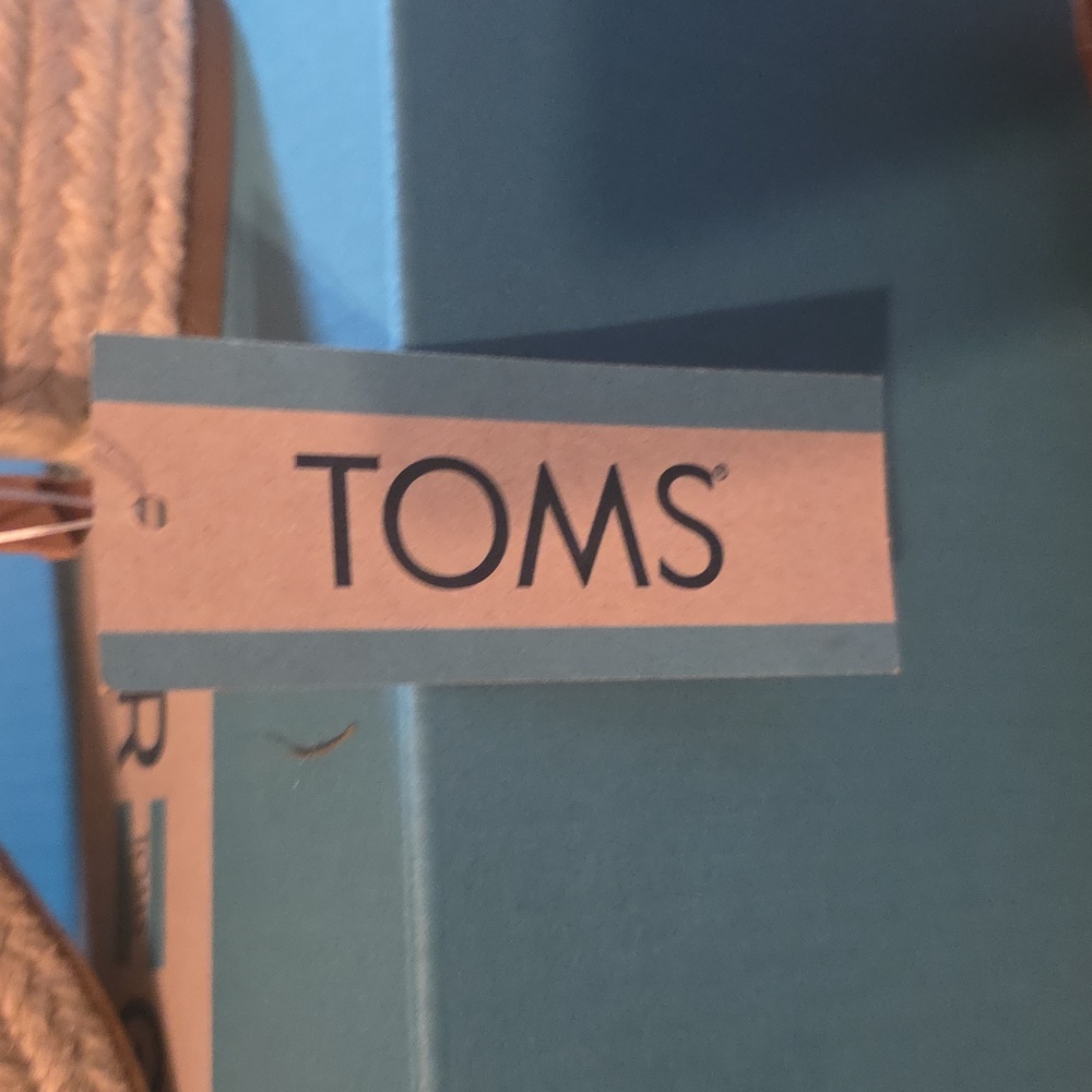TOMS Women's Brown Wedge Sandals - Picture 7 of 16